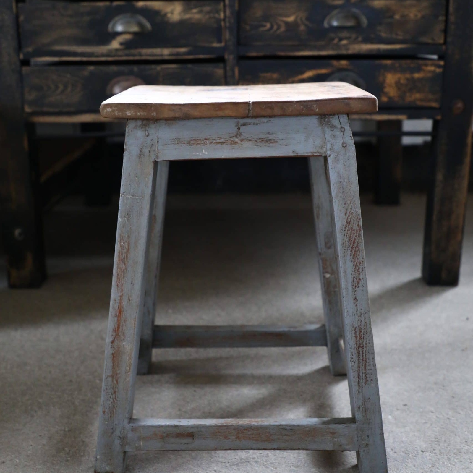 Pall återbrukat trä grått underrede