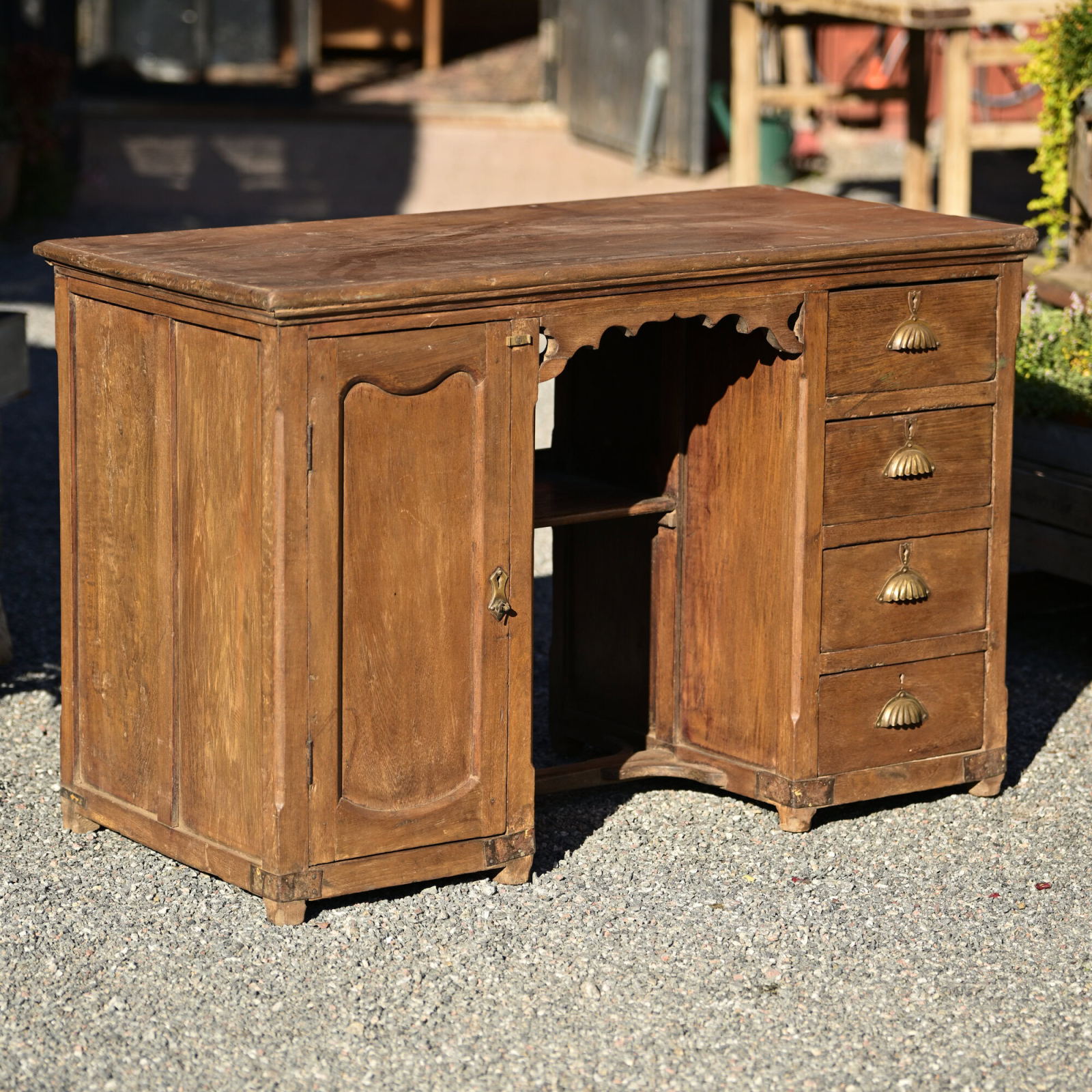 Litet skrivbord / arbetsbord vintage