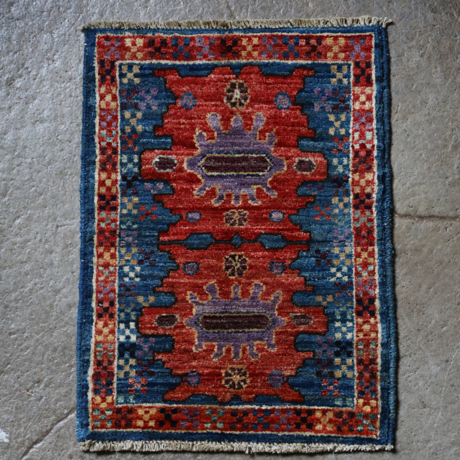 Handknuten matta 44x61 cm