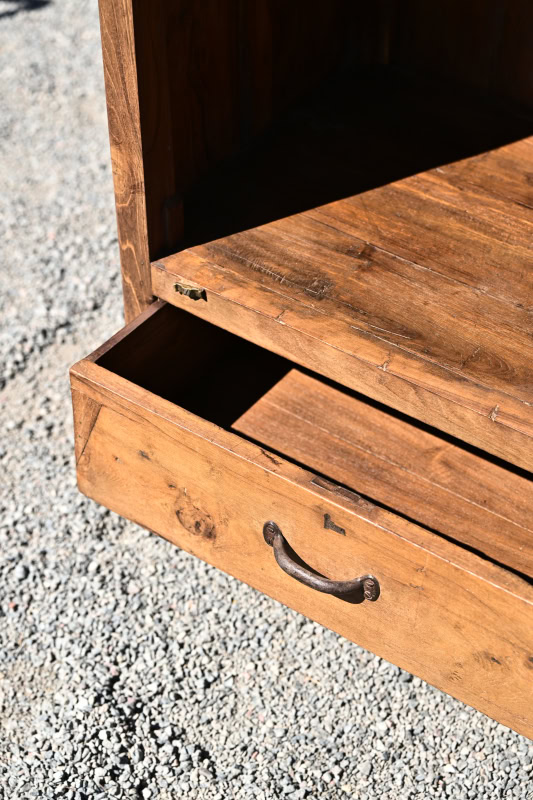 Vitrinskåp i teak med singeldörr och låda - Bild 4