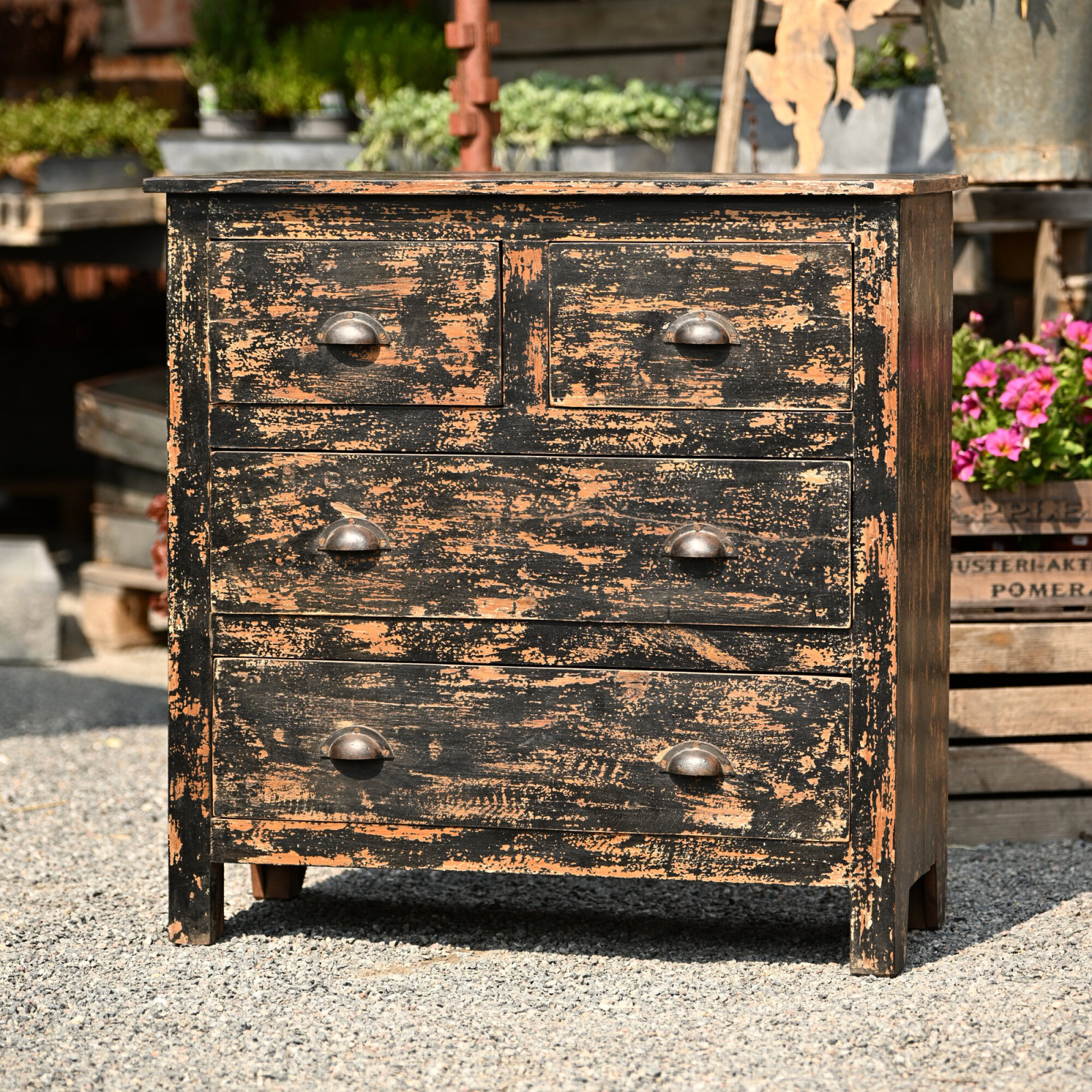 Byrå vintage svartskavd