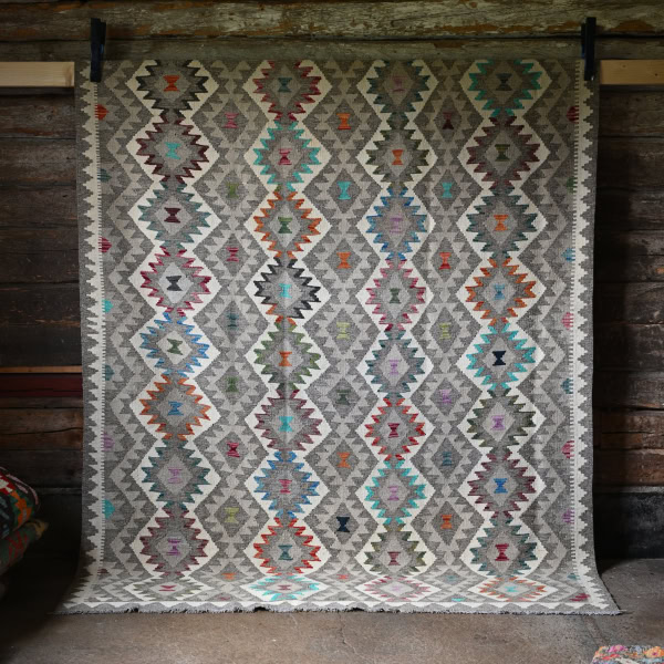 Unik handvävd kelim 198x294 cm