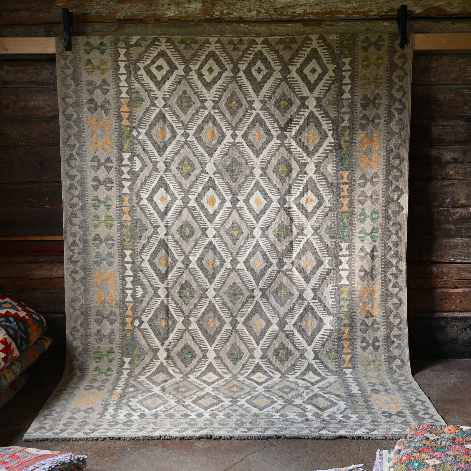 Unik handvävd kelim 204x313 cm