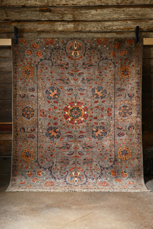 Khorjin 179x248 cm