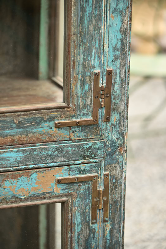 Vitrinskåp vintage med blå patina - Bild 4