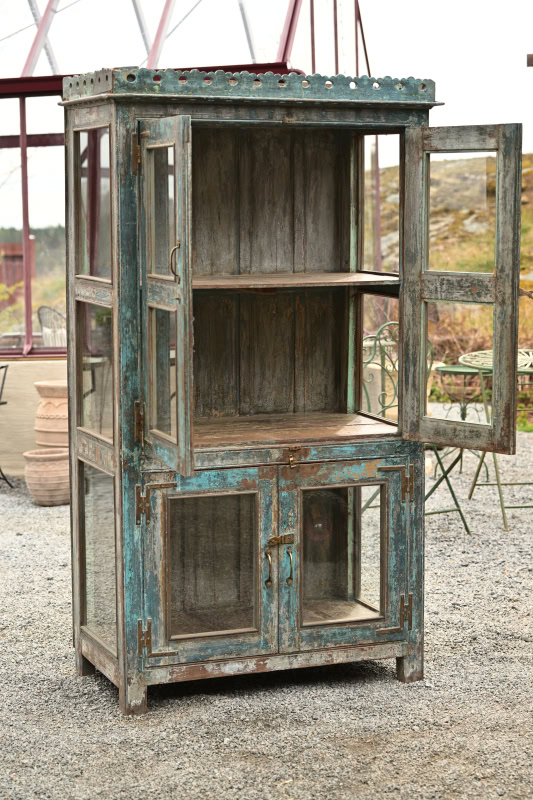 Vitrinskåp vintage med blå patina - Bild 2