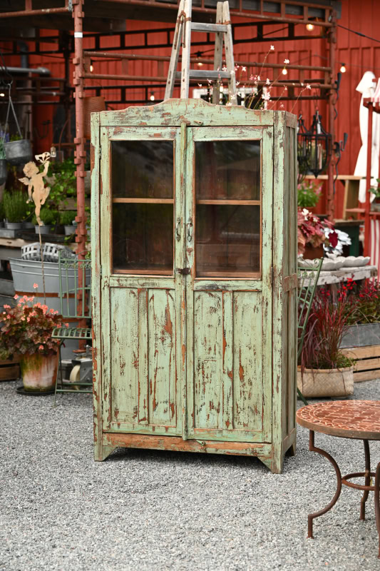 Vitrinskåp vintage