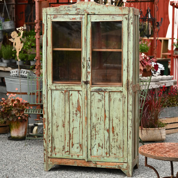 Vitrinskåp vintage