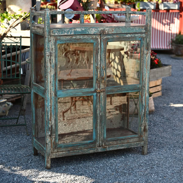 Vitrinskåp vintage
