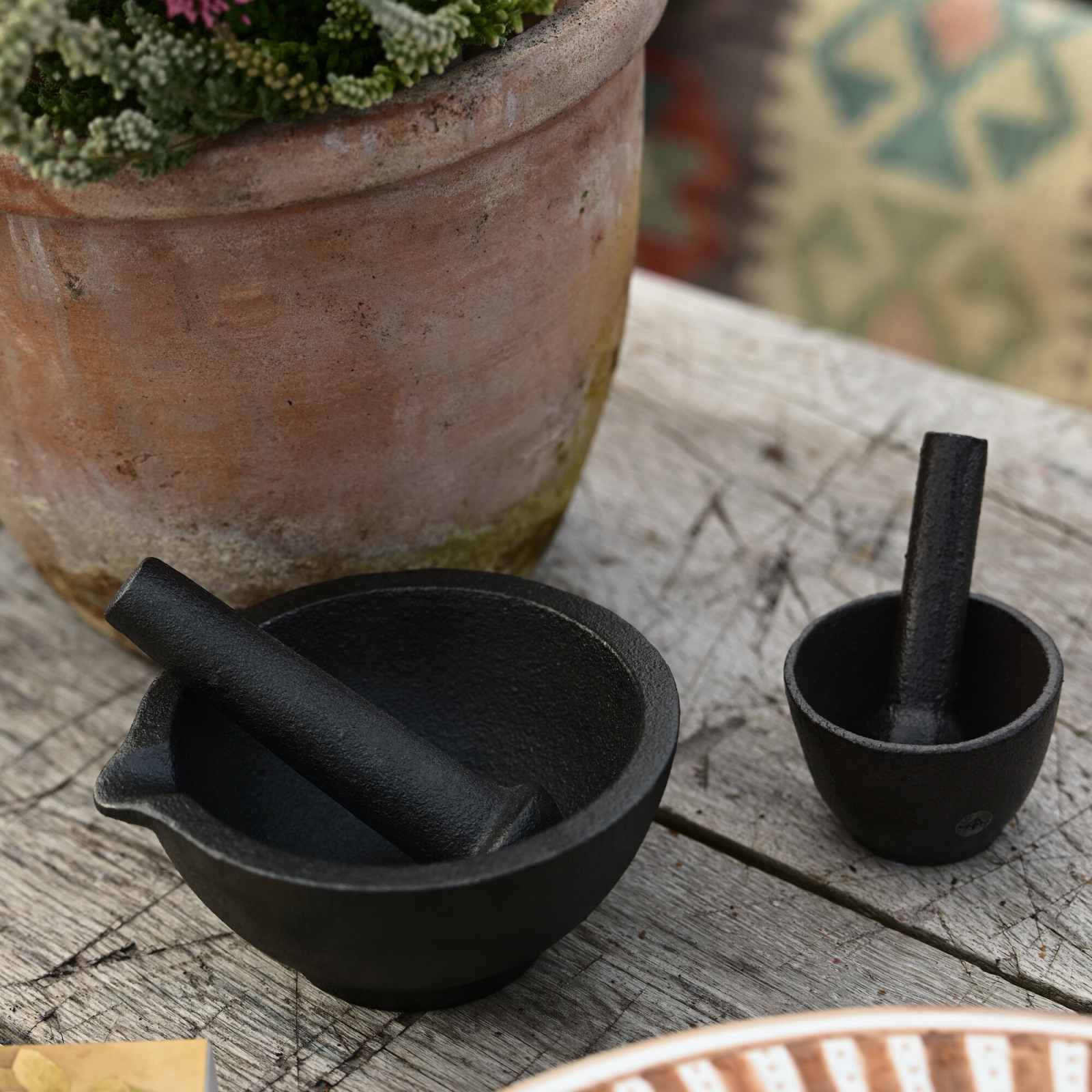 Mortel i gjutjärn stor