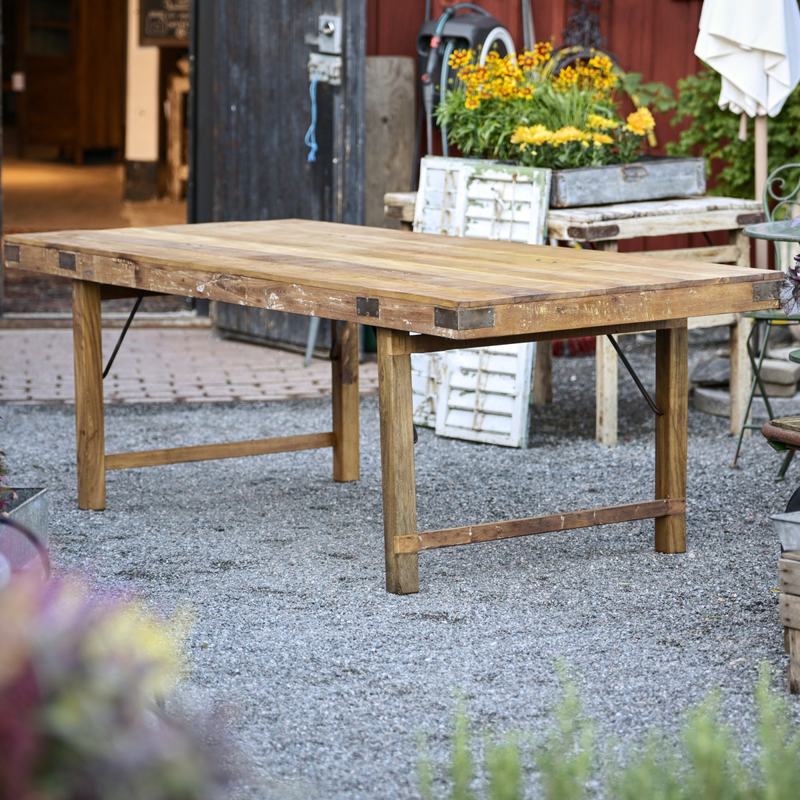 Matbord återbrukat trä 240 cm