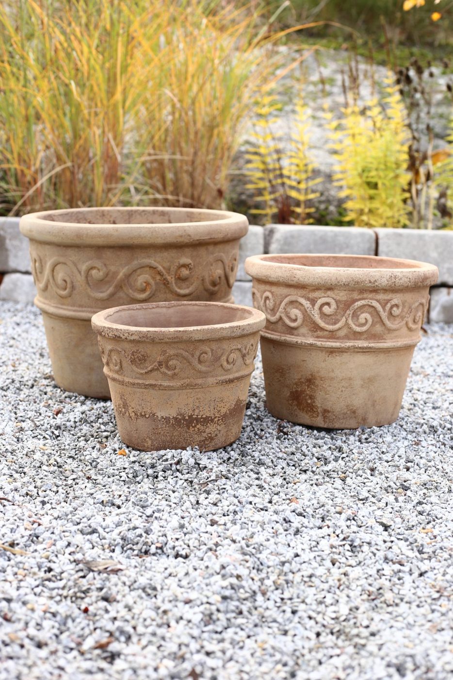 Kruka i terrakotta med dekor – Antique Chocolate